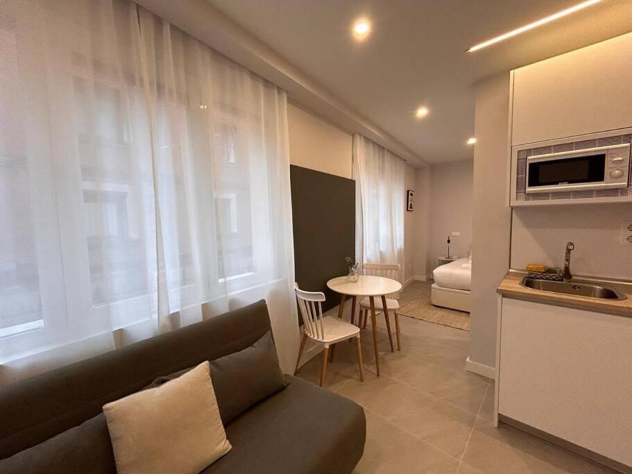 Cozy Studio In Tetuan - En 1/9 Madrid Kültér fotó